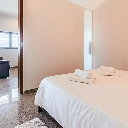 Trendy River View By Gthouse Apartment Lisbon